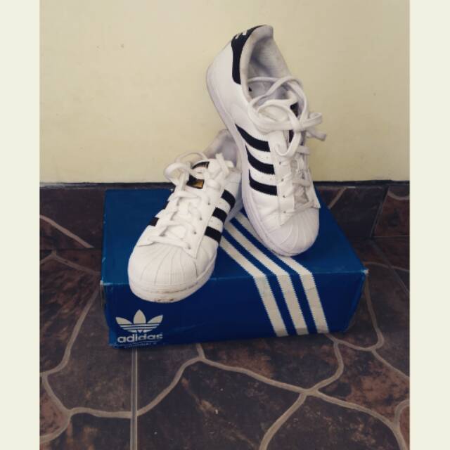 Sepatu Adidas Superstar original
