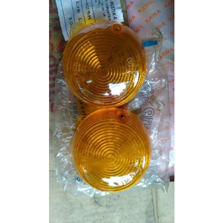 mika sein Yamaha L2g / YB100