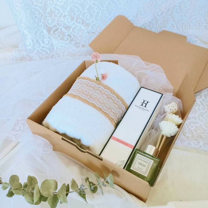 

gift box pesanan prahita