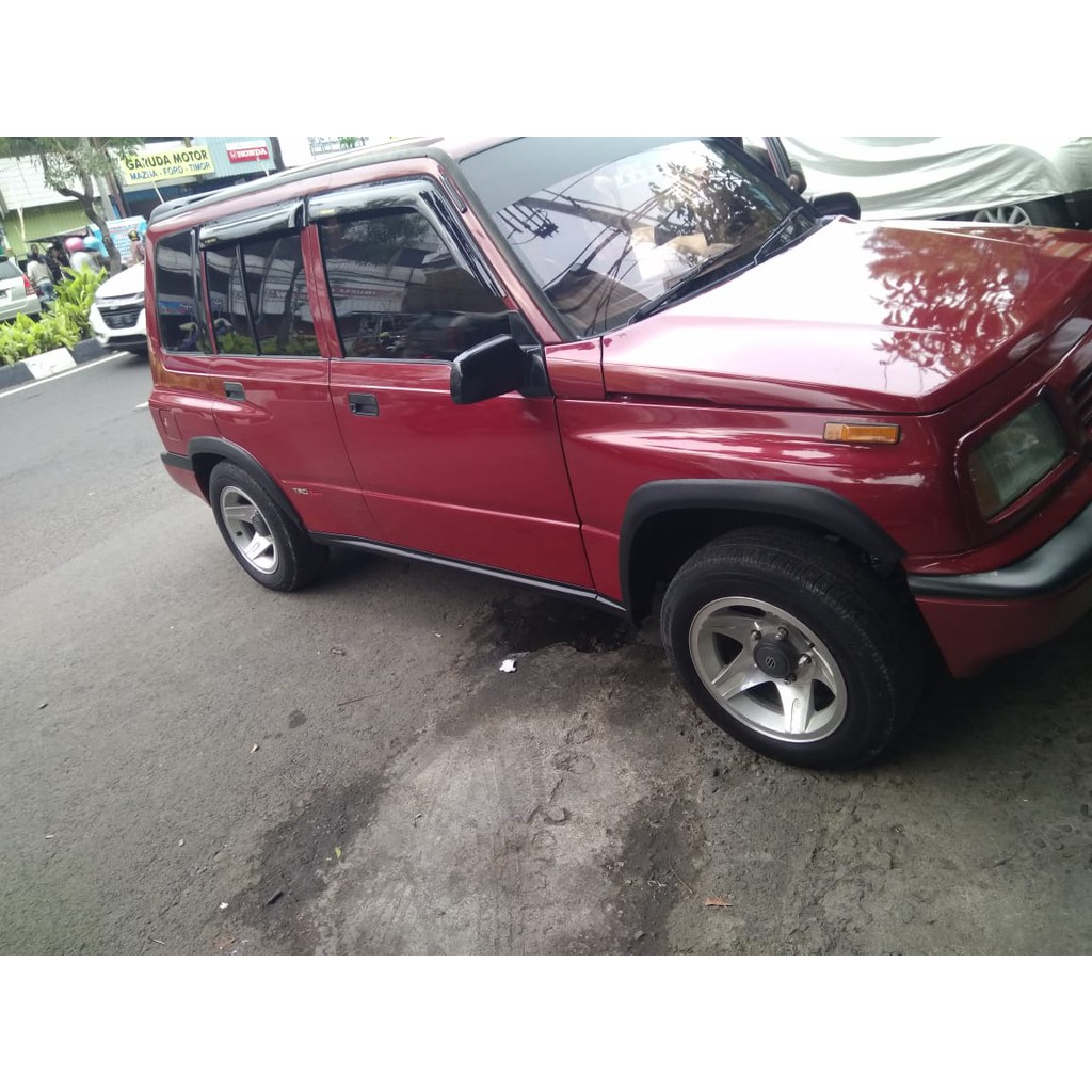 Fender Karet Escudo Vitara Sidekick Tahun 1992 1999 4 Shopee