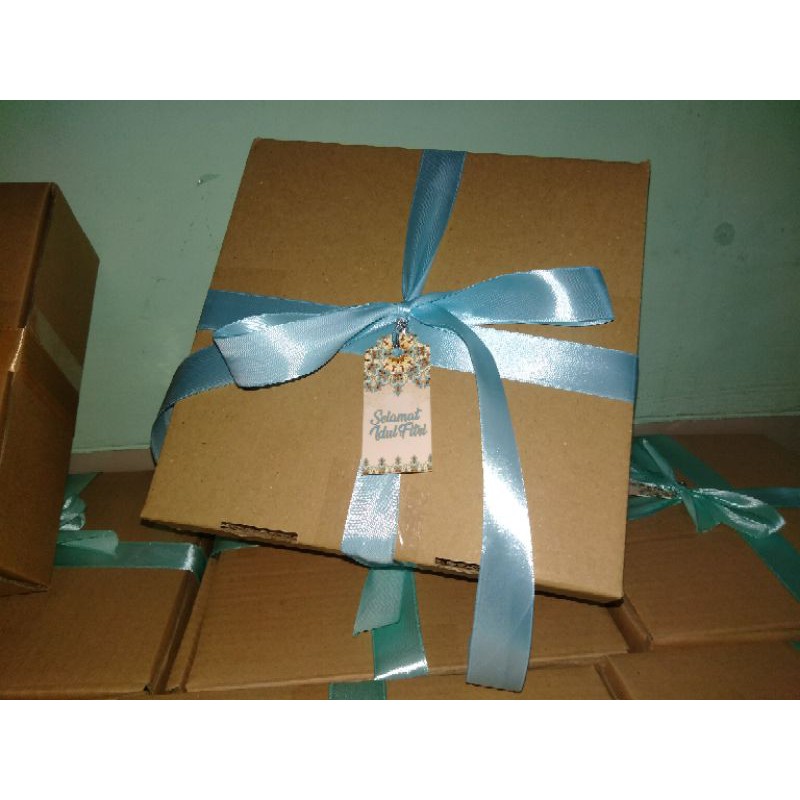 

Paket Hantaran Lebaran/Parsel parcel lebaran Syinsyin