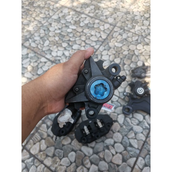 kaliper sumitomo 2p big piston belakang not brembo 2p termurah