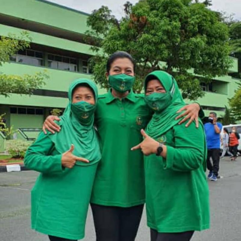 Baju Olahraga Nusantara PERSIT