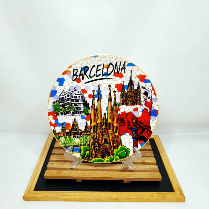 Pajangan piring negara keramik 8in Sovenier oleh2 negara Barcelona 20cm