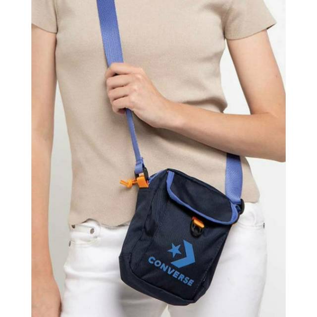 converse cross body 2