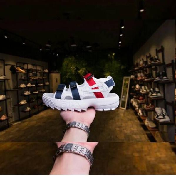 Diskon Khusus Fila Disruptor Sandal >> PASTI AWET