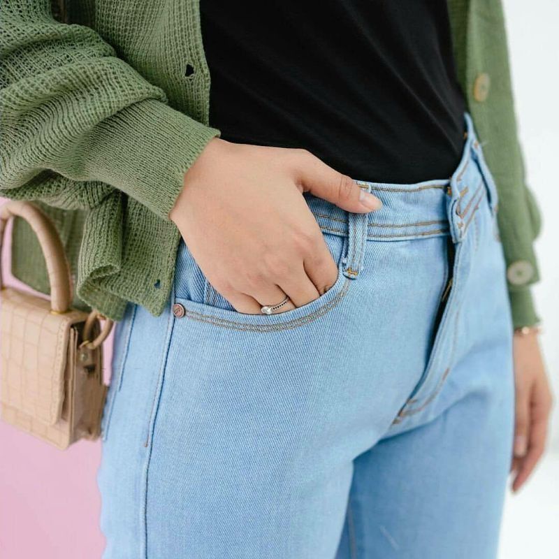 PREMIUM CELANA BOYFRIEND JEANS RIPPED SOBEK WANITA//BOYFRIEND RIPPED/BF SOBEK