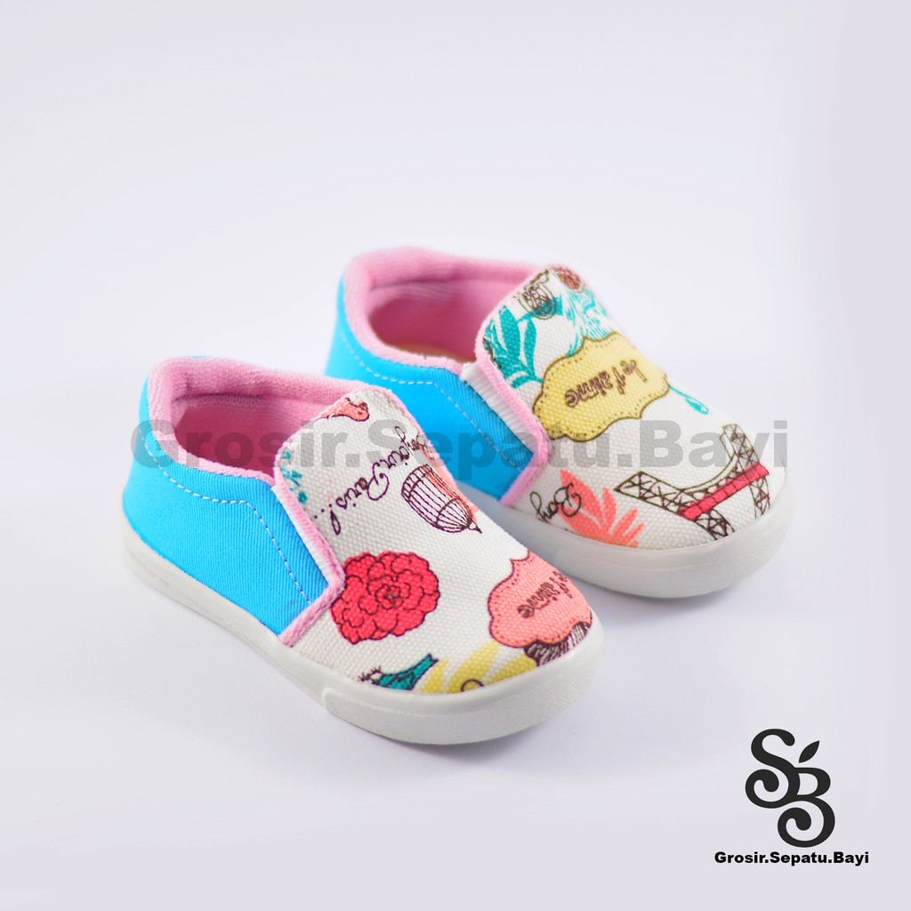 sepatu anak perempuan slip on motif paris murah