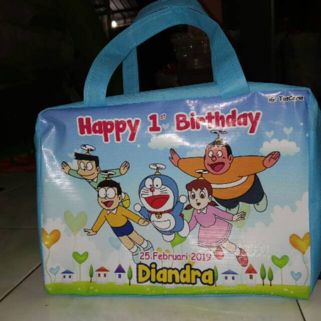 

Tas souvenir anak spunbond model resleting