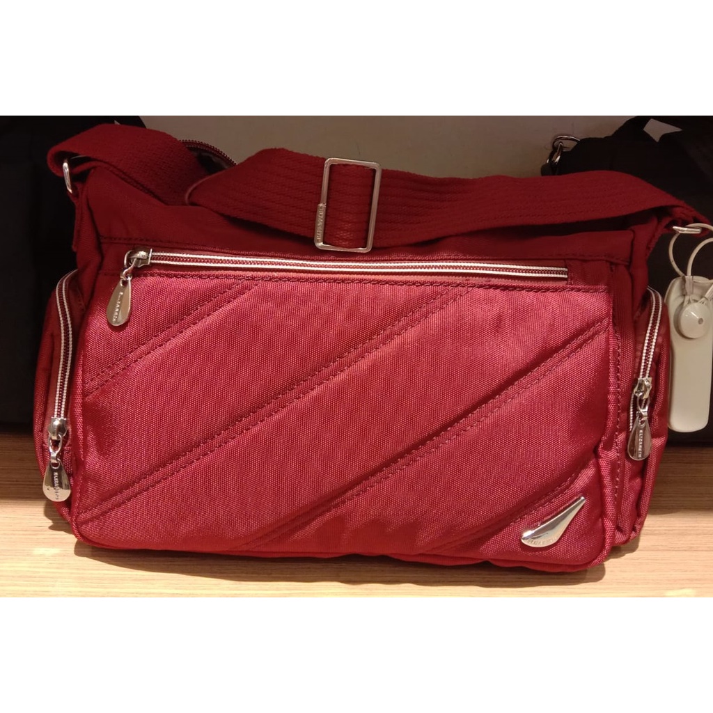 [MERAH] TAS SELEMPANG WANITA MERK ELIZABETH