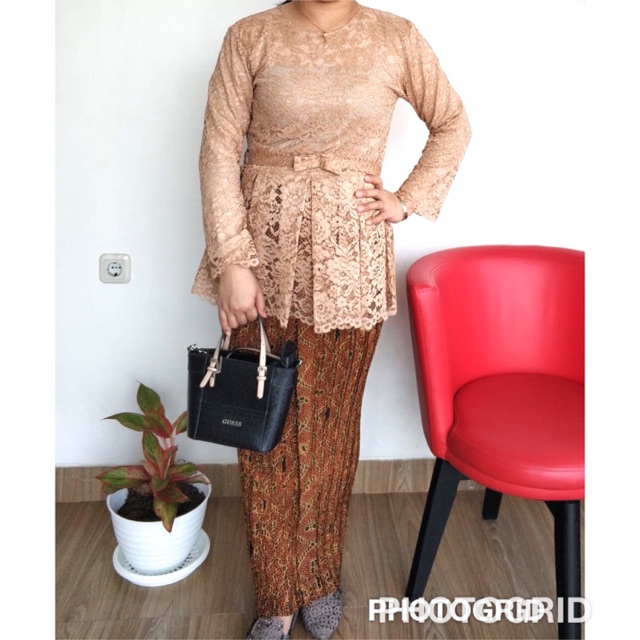 Kebaya Brokat / Kebaya Modern / Atasan Kebaya Brokat/ Kebaya Brokat Modern