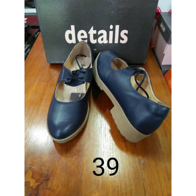 Sepatu matahari wanita