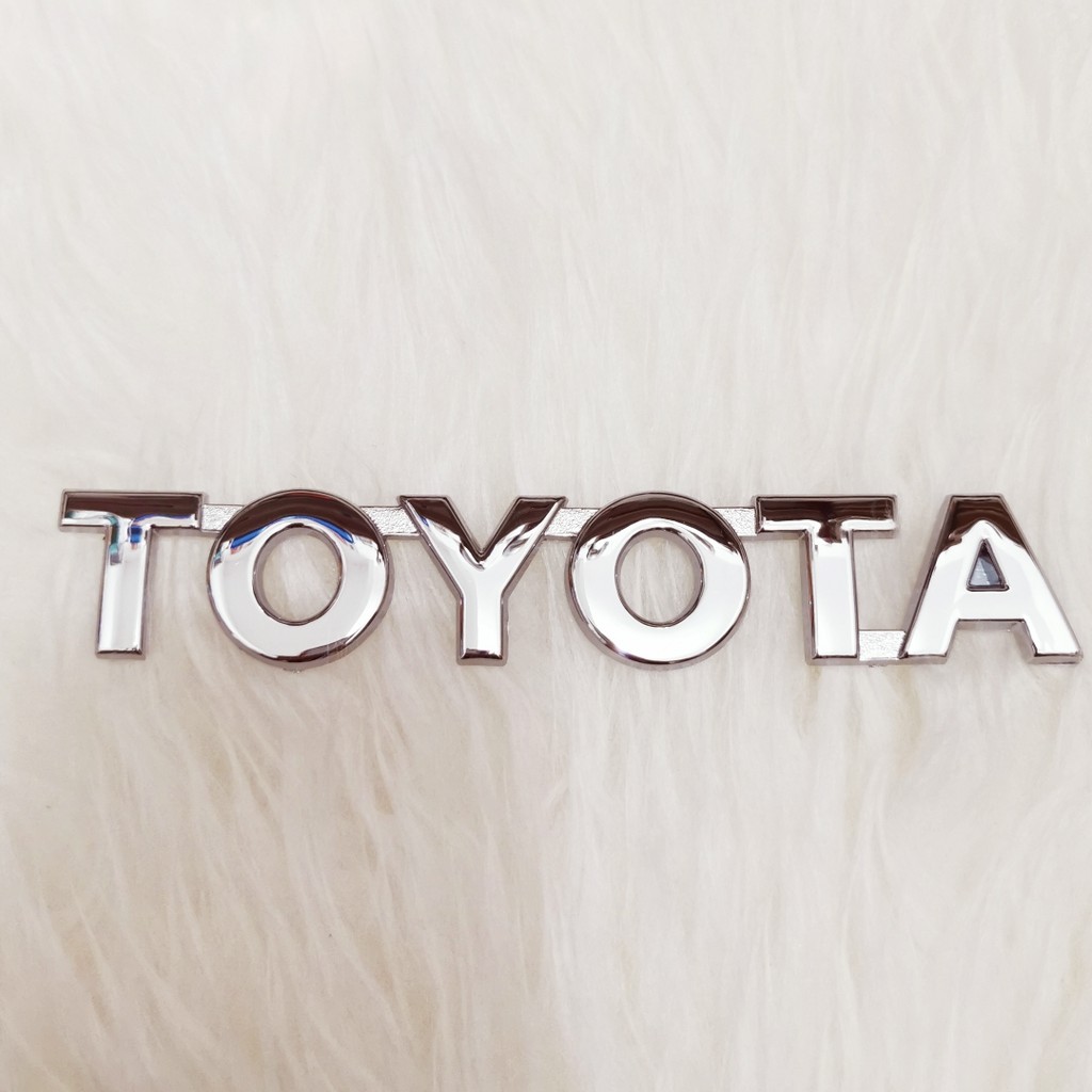 Emblem Mobil Tulisan TOYOTA