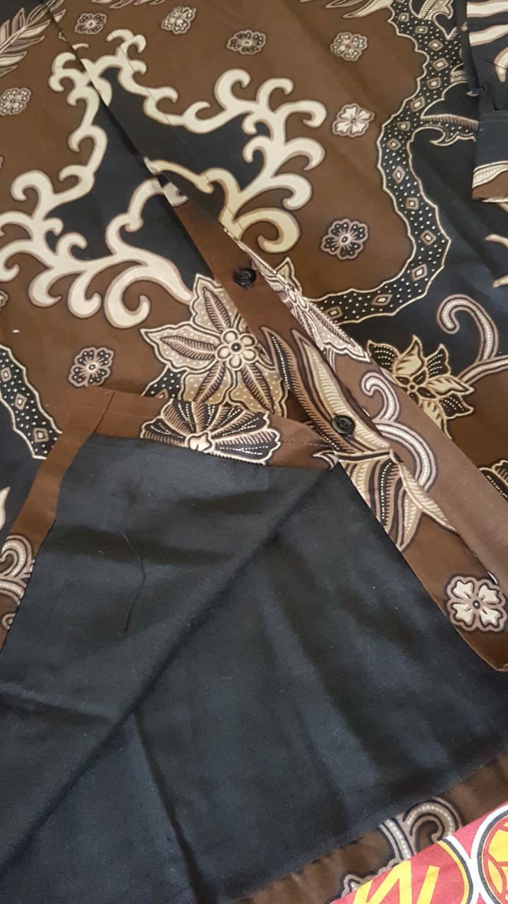 Kemeja Batik Prabu Bahan Katun Baturaden Reguler Fit A589