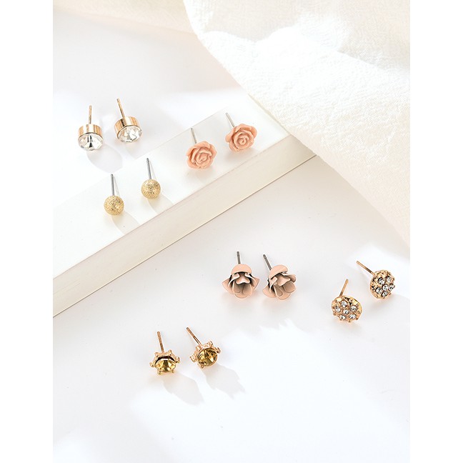 LRC Anting Set Fashion Color Heart-shaped Diamond Pearl Stud Earrings Set (30 Pairs) F70862