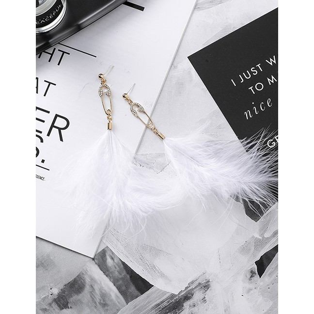 LRC Anting Fashion 925 Silver Needle Rhinestone Paper Clip Feather Earrings D28128