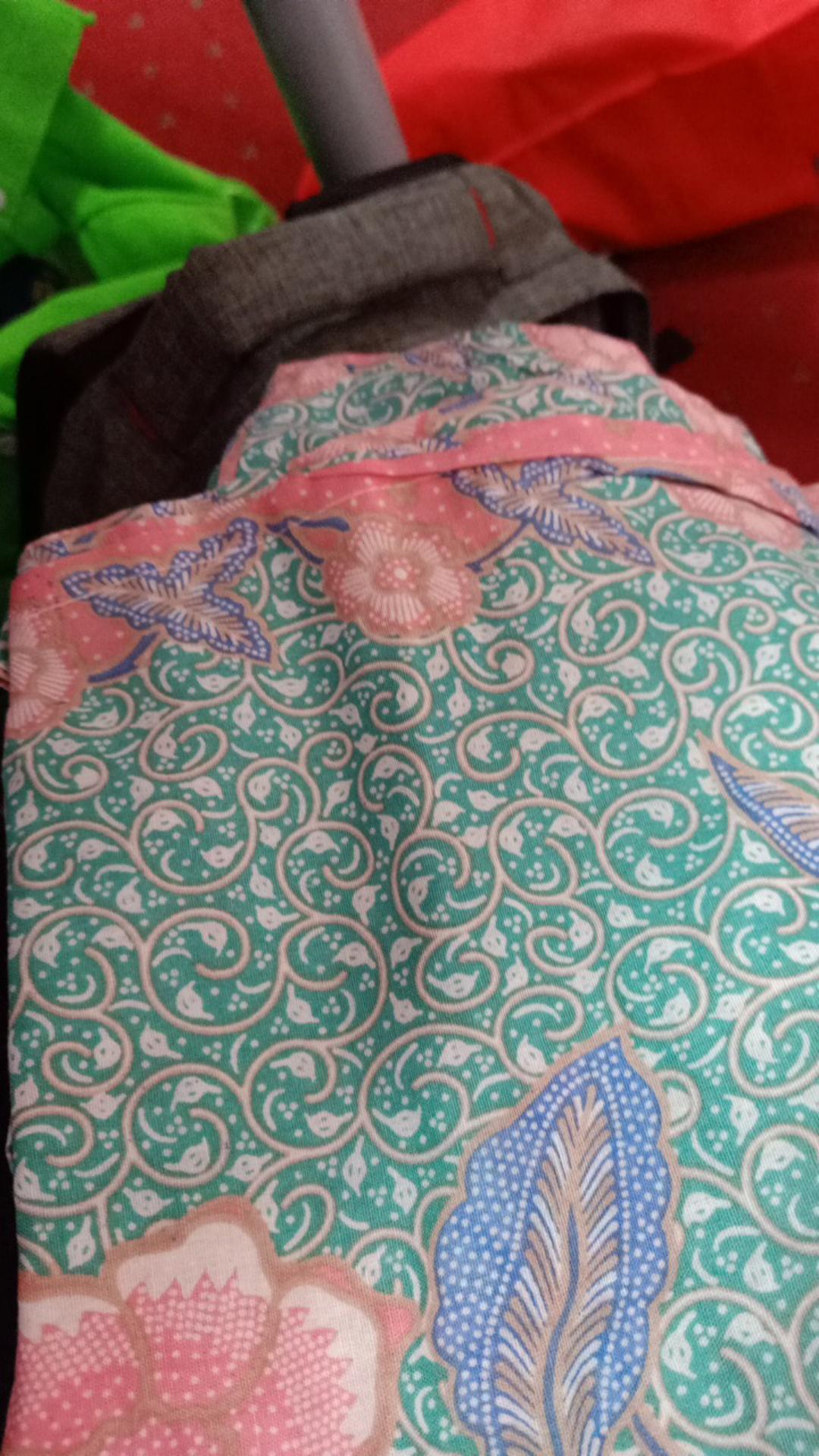 Tunik Kerja Pastel Chio Atasan Baju Batik Wanita Warna Soft