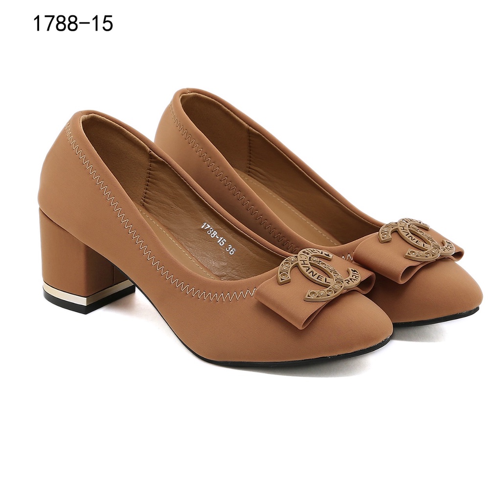 CC Logo Bow Block Heel Pumps 1788-15