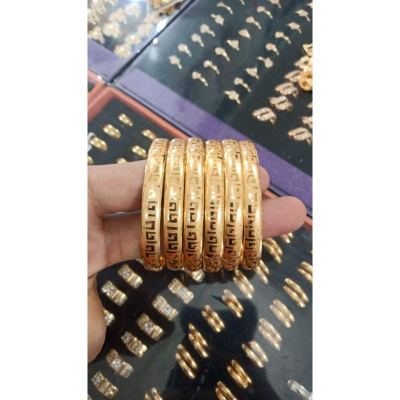 Gelang tangan bangkok ukir dapat 2 pcs gelang