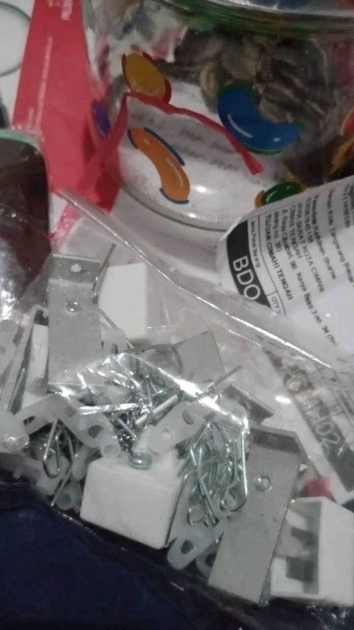 Braket Kaki Rel Horden Kotak Almunium