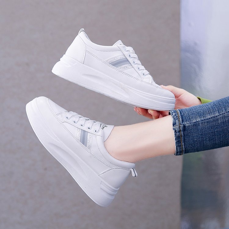 Sepatu Sneakers Tinggi Sneaker Putih Cewek Import  Spatu Model Kekinian Terbaru SP-188