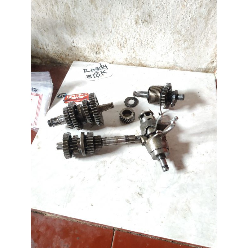 Gigi rasio Yamaha L2 super L2 G original komplit set