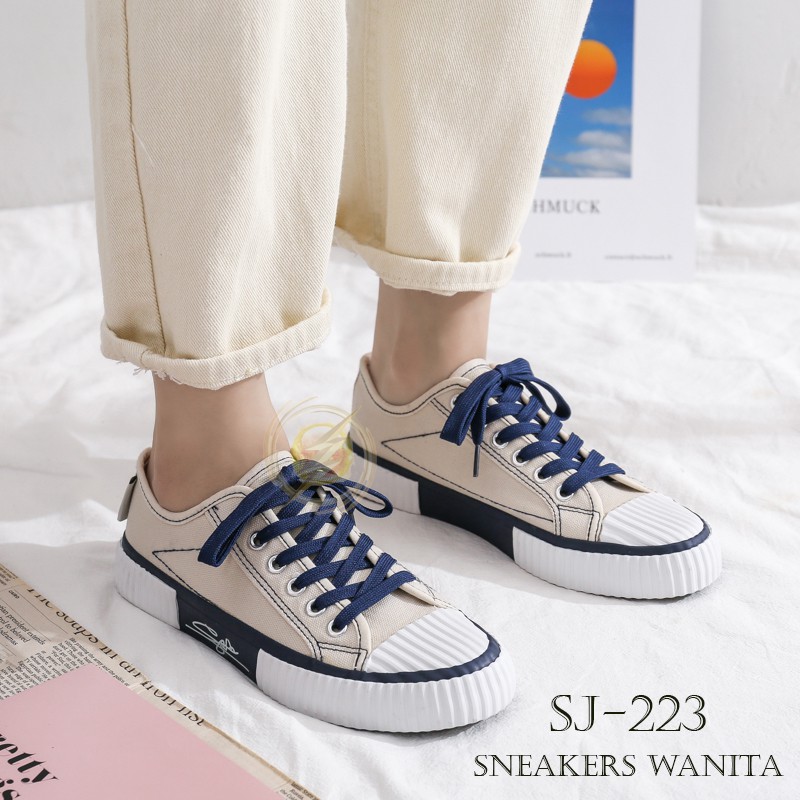 【OOS】Sepatu Sneakers Wanita Casual Wear ala Back To School Import Kualitas Super Premium - Cream 223