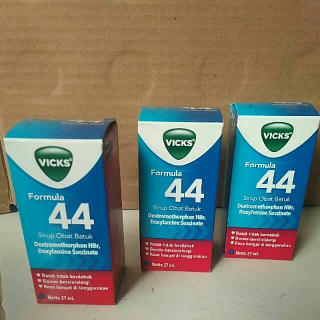 Obat Batuk Vicks formula 44