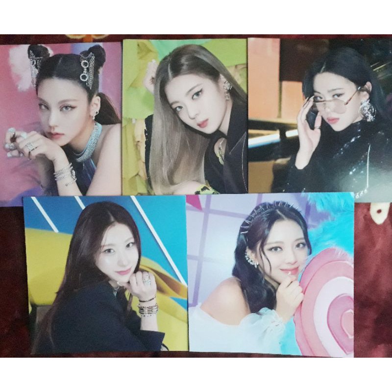 [READ DESC] ITZY YEJI LIA RYUJIN CHAERYEONG YUNA POSTCARD POSTER CRAZY IN LOVE CIL PB