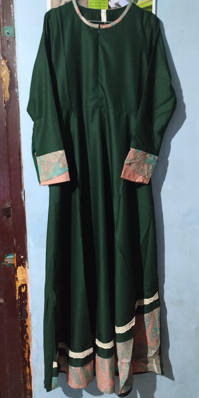Gamis Shaquilla (size S) Gamis Toyobo Kombinasi Batik