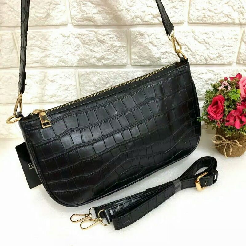 FIRDA BAG Croco Sling Bag Double Strap Tas Slempang Wanita Terbaru Shoulder Bag Wanita  Slingbag Wanita Korea Lokal  Tas Selempang Wanita Tas Double Strap Tas Wanita Model Korea Tas Croco Wanita Tas Sling Bag Wanita Tas Wanita Terbaru 2021