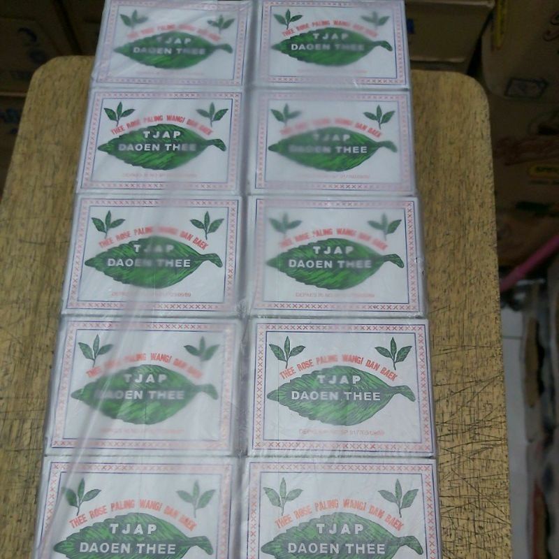 

Teh Cap Daun Bubuk / Tjap Daoen Thee (1pak = 10pc)