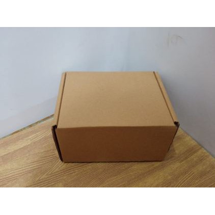 

Kardus Box karton 20x15x10 LS (Hellobare)