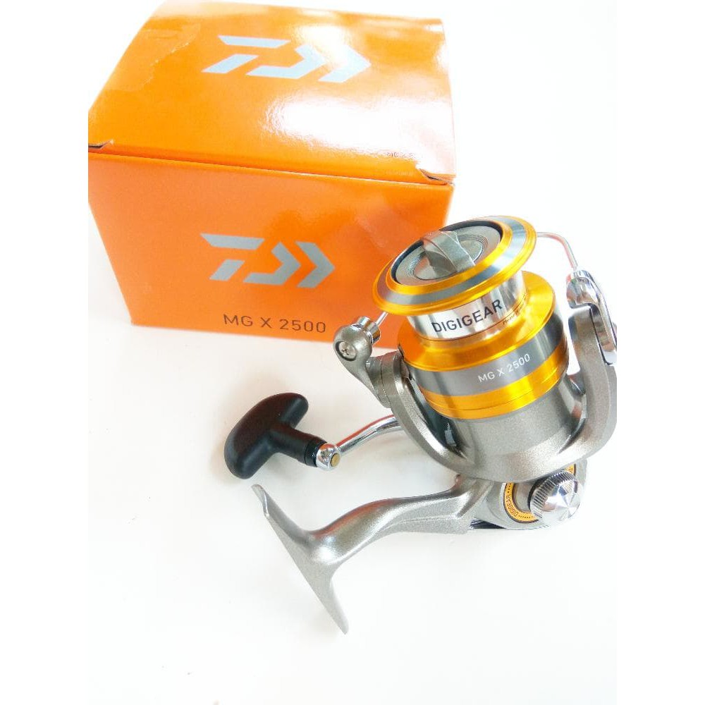 Reel Daiwa MG X 2500