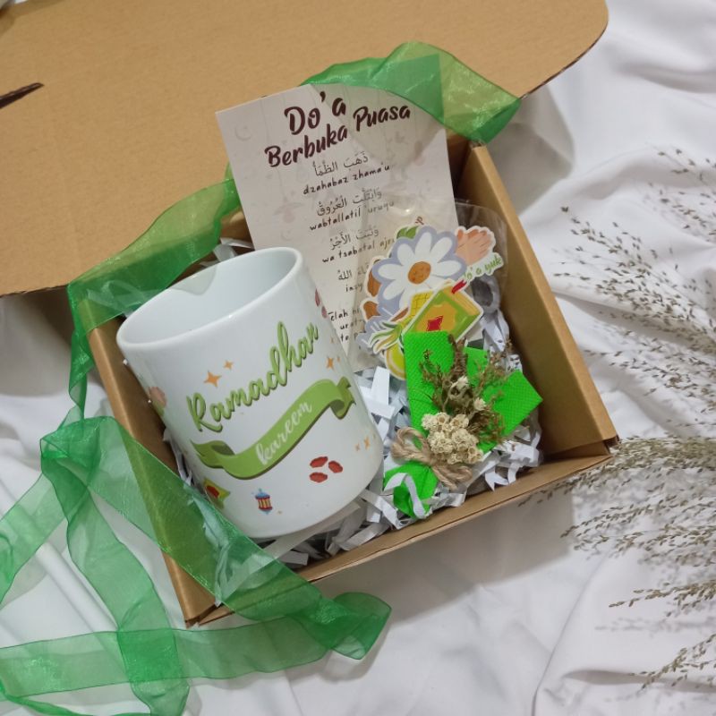 

READY Hampers Ramadhan 2021/ Box Gift Termurah/ Kado Unik/ Hampers Mug Ramadhan