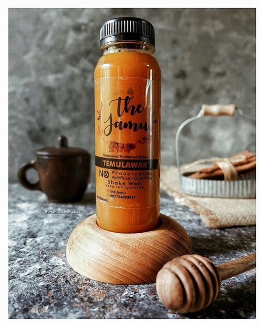 

Minuman kesehatan Jamu Temulawak untuk anak dan manula
