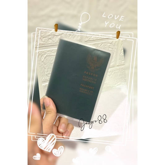 cover sampul buku pasport pelindung buku pasport plastik bening waterproof