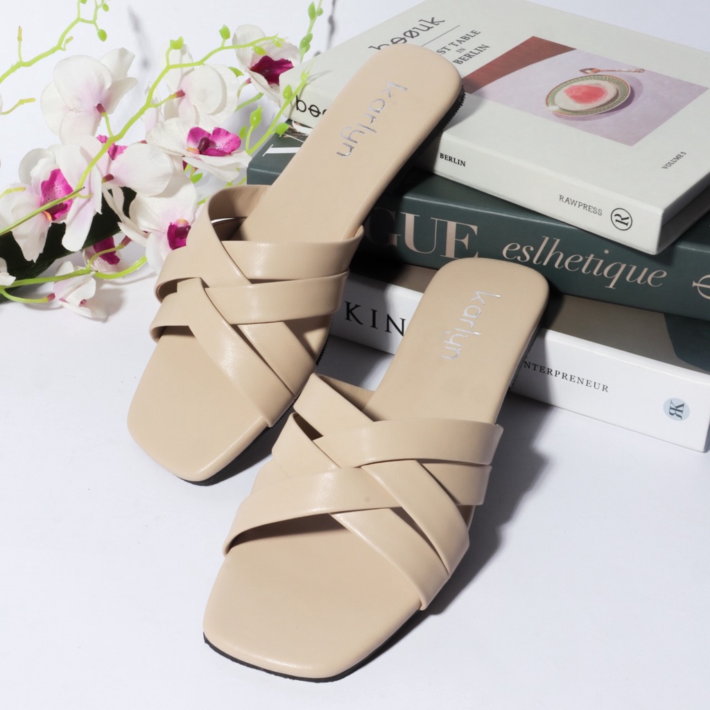 Karlyn Cleo Sandal Wanita