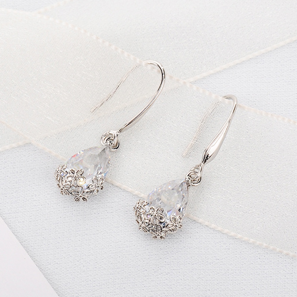 Hu Hu Hu Hu Hu Alat Bantu Pasang Kacamata♡ Anting Kait Gantung Bahan Metal Desain Bunga Hias Cubic Zirconia Gaya Vintage Untuk Wanita