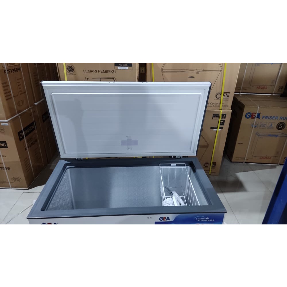 GEA AB 320 iTR CHEST FREEZER BOX 320iTR 318 L LEMARI PEMBEKU 318 LITER