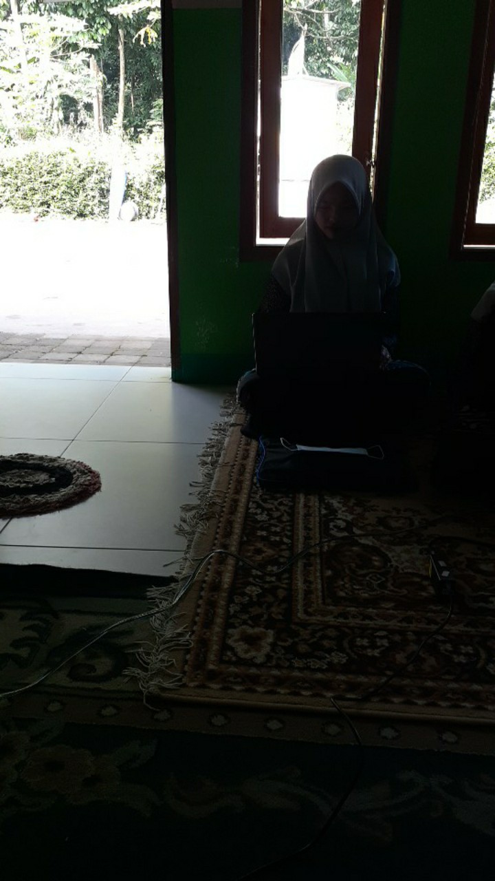 Maura Couple - Sania Ruffle Batik Couple Ori Ndoro Jowi Garansi Termurah Shopee - Batik Modern Solo