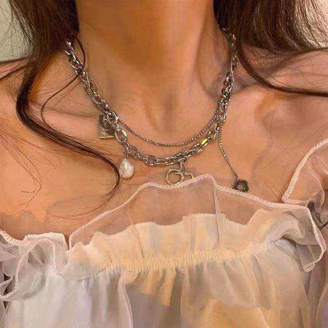 Cherry bunga double-layer kalung 2021 baru wanita in hip hop pendek kalung gaya dingin kalung akseso