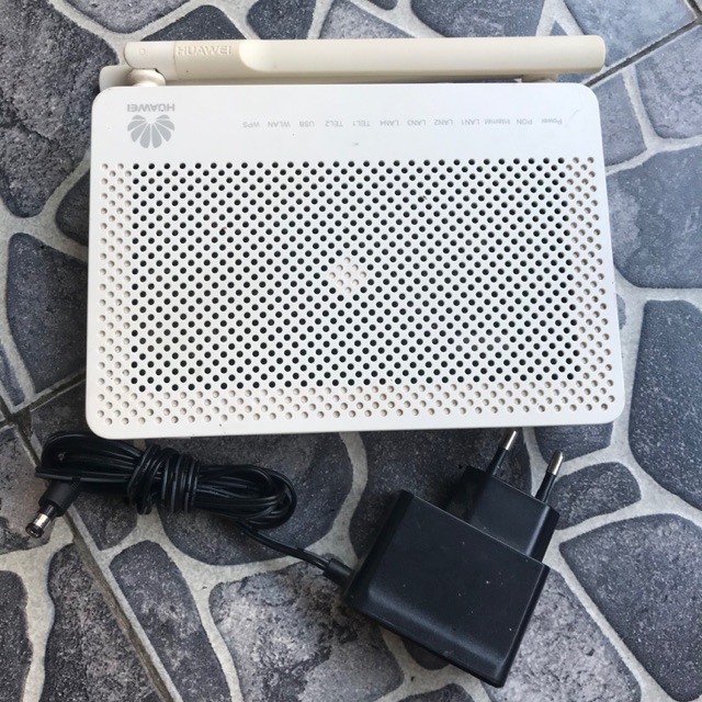 Router Huawei HG8245H5