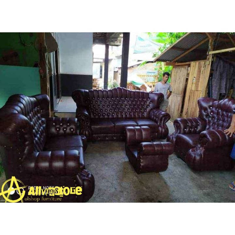 Sofa Raja kancing
