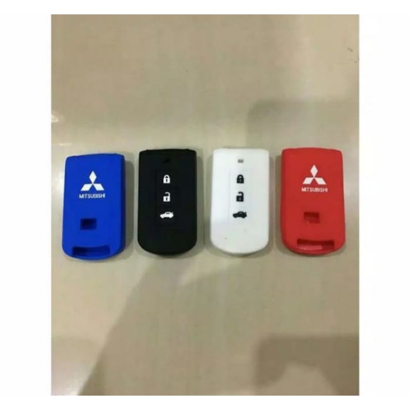 SARUNG KUNCI KARET SILICON MOBIL XPANDER CROSS