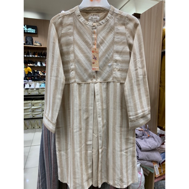Tunik wanita triset