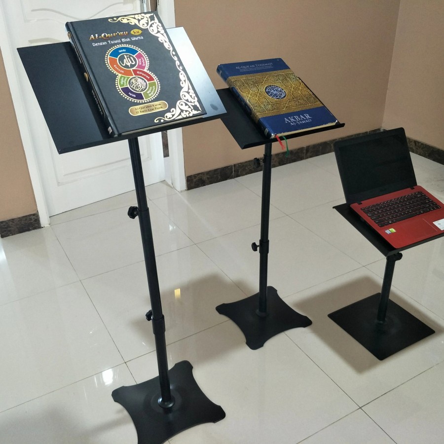 Standing Qur'an Multi Fungsi untuk Shalat maupun Kerja Ful Besi