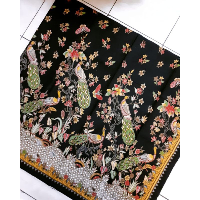 KAIN BATIK SOLO MERAK HITAM