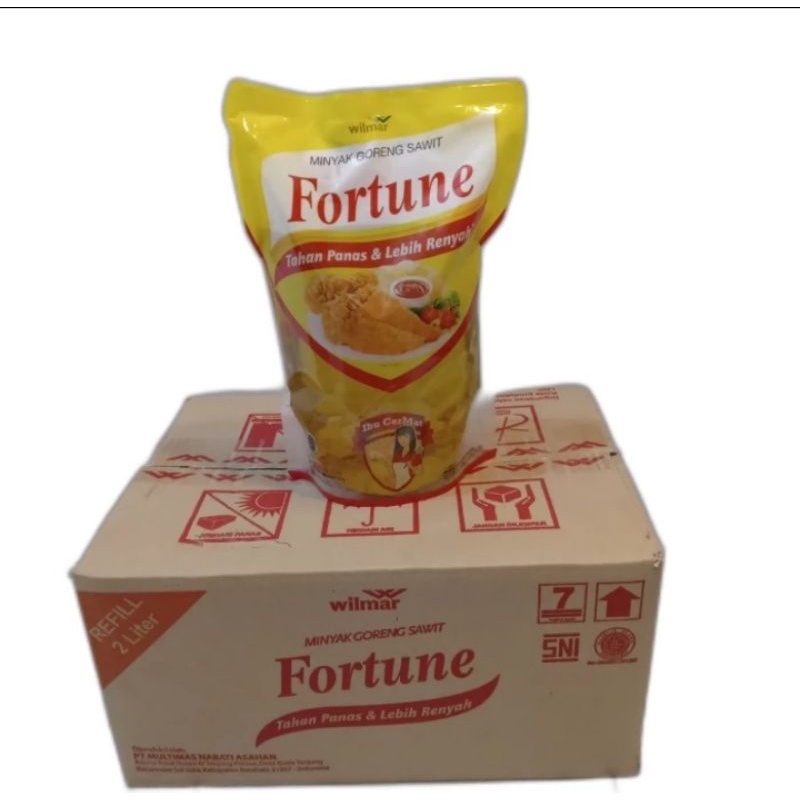 

Fortune minyak goreng sawit 2 liter kemasan 1 dus/karton isi 6 pouch