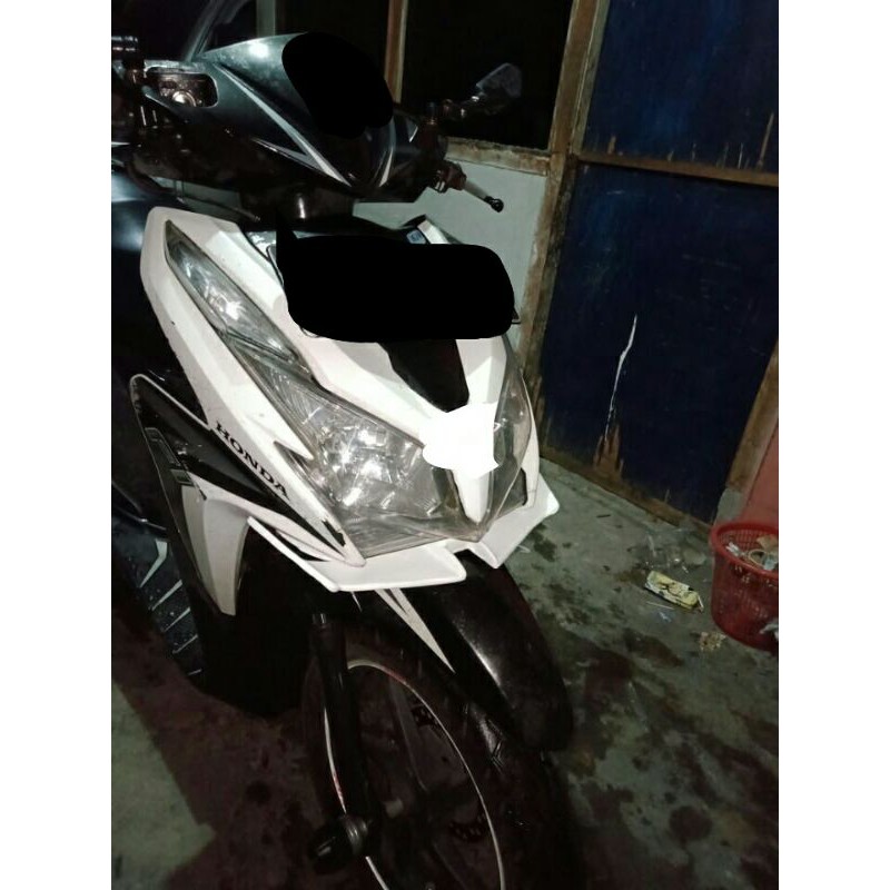 winglet vario 125old (lampu bohlam)